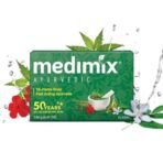 Medimix Ayurvedic Classic 18 Herbs Bathing Soap 125g | Natural Oils For Healthy & Protected Skin | Shop Herbal | Natural | Paraben-free & Sulphate-free | 100% Vegan - Fast UK Delivery - Image 5