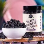 urban platter Seedless Black Fresh Raisins, 250G(Garnish Or Add To Fruit Salads, Oatmeals, Mueslis, Trail Mixes, Ice Creams, Baked Goods, Kheer & Ladoos),0.35 Kilograms - Fast UK Delivery - Image 6