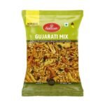 Haldiram's Gujarati Mix | Gujarati Namkeen | Spicy & Sweet in Flavour | Natural Flavouring Agent | Tea- Time Munchies to Spend Time with Family |200g - Fast UK Delivery