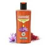 Medimix Ayurvedic Bodywash, Kumkumadi with Natural Glycerine for radiant & revived skin 250 + 50 ml | Shower Gel for Deep Hydration, Replenished & Glowing skin | Herbal | Paraben-free | Sulphate-free - Fast UK Delivery