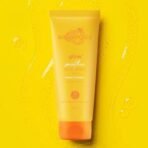 Aqualogica Glow+ Smoothie Face Wash with Vitamin C, Hyaluronic Acid & Papaya for Tan Removal -For Men & Women | Glowing, Oily, Dry & Sensitive Skin -100ml - Fast UK Delivery - Image 3