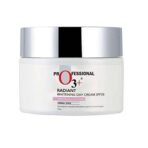 O3+ Radiant Day Cream Moisturiser SPF30 50g for Brightening & Glowing Skin | Moisturises & provides Sun Protection - All Skin Types - Fast UK Delivery - Image 3
