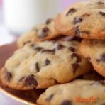 KONFIZ Dark Choco Chips (500g) Chocolate Chips for baking | 100% Natural | Dairy Free and 100% Cocoa Dark Chocolate | Used for baking and decoration - Fast UK Delivery - Image 4