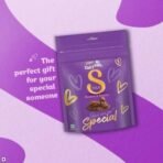 Cadbury Dairy Milk Silk Home Treats Valentine's Gift Pack Chocolate Bar, 135 g - Fast UK Delivery - Image 5