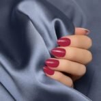 KINDED Nail Paint Long Lasting Lacquer Quick Drying Nail Polish Enamel for Girls Women With One Coat Single Stroke Application (9 ml, Glossy Finish, Shade 26 Old School Red) - Fast UK Delivery - Image 4