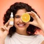 Jovees Herbal Revita Glow Vitamin C Face Serum Infused with Vitamin C & Kakadu Plum |Reduces Dark Spots|For Naturally Glowing Skin | For All Skin Type | 30ml - Fast UK Delivery - Image 4