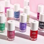 Just Herbs Nail Polish 21 Chemical Free Formula Quick Dry Long Lasting Nail Paints (Crystal Clear) & Just Herbs Nail Polish 21 Chemical Free Formula Quick Dry Long Lasting Nail Paints (Icy Blue) Combo - Fast UK Delivery - Image 4