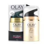 Olay Total Effects Day Cream | Fights 7 Signs of Ageing | With Niacinamide and Green Tea Extracts | Normal, Oily, Dry, Combination Skin | 50g - Fast UK Delivery - Image 3