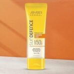 Jovees Herbal Sun Defence Cream SPF 50 PA+++ Broad Spectrum For All Skin | Protection From UVA/UVB & Sun Damaged | Lightweight, Non Greasy & Quick Absorption 100g - Fast UK Delivery - Image 4