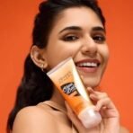 Jovees Herbal Shea Butter Moisturiser | With Shea Butter & Fruit Extracts | Reduces Skin Inflammation & Restores Hydration | For Normal & Dry Skin 100g - Fast UK Delivery - Image 4