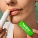 Vaseline Aloe Fresh Lip Therapy Stick- .16 Oz, Aloe Vera - Fast UK Delivery - Image 6