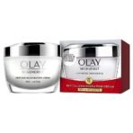 Olay Regenerist Revilatising Hydration Cream with SPF 15 | Hydrated, Plump, Bouncy Skin | With Hyaluronic Acid, Niacinamide and Peptides | Normal, Oily, Dry, Combination Skin | 50g - Fast UK Delivery - Image 4