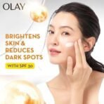 Olay Vitamin C Face Cream with SPF30 l Brightens Skin and Reveals Glow | Smooth Texture with Niacinamide l Paraben and Sulphate Free | Normal, Oily, Dry and Combination Skin l 50g - Fast UK Delivery - Image 3