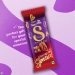 Cadbury Dairy Milk Silk Fruit and Nut Valentine's Gift Pack Chocolate Bar, 137 g - Fast UK Delivery - Image 6