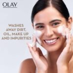 Olay Total Effects Foaming Cleanser | Face Wash | Fights 7 Signs of Ageing | With Niacinamide and Green Tea Extracts | Normal, Oily, Dry, Combination Skin | 100g - Image 3