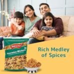Bikano Navratan Mixture | Spicy and Crunchy | Navratan namkeen 400g+25% (Extra) - Fast UK Delivery - Image 4
