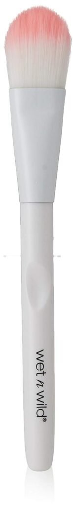 Wet n Wild EC795A Makeup Brush - Fast UK Delivery