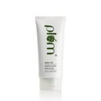 Plum Green Tea Gentle Revival Face Scrub | Blackhead Removal | Green Tea Extracts | For Oily, Acne-Prone Skin | 100% Vegan, Paraben Free | 75g - Fast UK Delivery