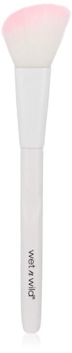 Wet n Wild E796 Wet N Wild Blush Brush - Fast UK Delivery