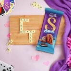Cadbury Dairy Milk Silk Oreo Bars Valentine's Gift Pack Chocolate Bars, 60 g - Fast UK Delivery - Image 3
