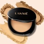 LAKME The Original Collection Ultimate Glam Natural Compact For Oily Skin Type, 8 Gram, Gold - Fast UK Delivery