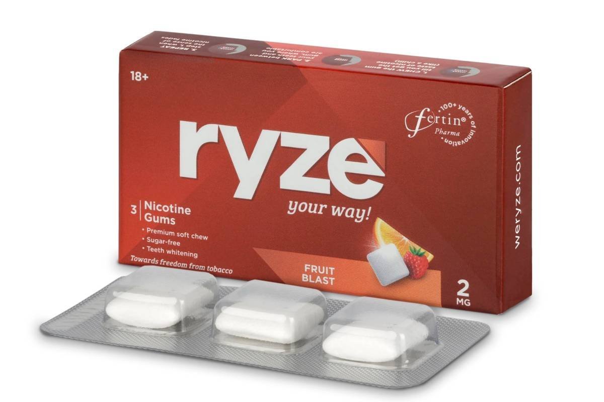 uk71Ey2YNLWFL-1-1.jpg RYZE Fruit Blast Nicotine Gum 2 gm | Pocket-Friendly Pack of 30 (90 gums) | Freedom from Smoking & Tobacco | Easy on Throat | WHO & FDA Approved | Sugar Free | Teeth Whitening - Image 1