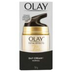 Olay Total Effects Anti Ageing Skin Cream (Moisturizer)| Fights 7 Signs of Ageing | With Niacinamide and Green Tea Extracts | Normal, Oily, Dry, Combination Skin | 50g (Day Cream Normal) - Fast UK Delivery