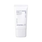 Innisfree Hyaluron Moist Sunscreen SPF50+ PA++++, No White Cast, Watery Finish - Mini, Korean Skincare - Fast UK Delivery - Image 2
