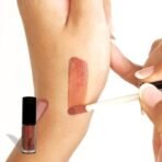 Ruby's Organics Mini Lip Oil Gloss for Women & Girls, All Skin Tones- Moisturizing, Long Lasting, Non Sticky & Non Drying Formula, Glossy Texture, Natural Lip Makeup, Paraben Free - Toffee, 3 ml - Fast UK Delivery - Image 5