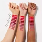 Maybelline New York Super Stay Vinyl Ink Longwear No-Budge Liquid Lipcolor Makeup, Highly Pigmented Color And Instant Shine, Unrivaled, Berry Burgundy High-Glossy Lipstick, 0.14 Fl Oz, 1 Count - Fast UK Delivery - Image 7