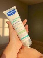 Mustela Stelatopia+ - Lipid-Replenishing Cream - Moisturizer for Eczema-Prone Skin - With Natural Sunflower Oil and Prebiotic - For Babies, Kids & Adults - Fragrance Free - 5.07 fl oz - Fast UK Delivery - Image 6