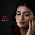 FACESCANADA Liquid Sindoor - Red, 2.5 ml | Highly Pigmented Rich Color | Quick Drying & Long Lasting | Velvet Matte Finish | Water-Proof | Smudge-Proof | Crease-Proof | Sponge Tip Applicator - Fast UK Delivery - Image 5