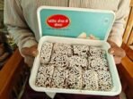 Swad Sweets Uttarakhand Famous Bal (Baal) Mithai| Authentic Taste of Uttarakhand | Traditional Sweet Made with Pure Desi Ghee,Khoya & Poppy Seeds | Pack of 1 (500 Gm) - Fast UK Delivery - Image 3
