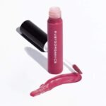 Ruby's Organics Liquid Lipstick, Smooth Cream Texture- Weightless, Highly Pigmented, Soft Velvet Finish, Long Lasting Rich Color, Non-Drying, All Skin Types, Silicon and Paraben Free - Rosa, 6.5ml - Fast UK Delivery
