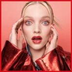Maybelline New York Lifter Plump - Plumping Lip Gloss, Hot Chili, 5ml - Fast UK Delivery - Image 7