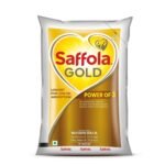 Saffola Gold Refined Cooking oil | Power of 3 - Balance of Good Fats, Triple Anti-Oxidant System & Fortified with Vitamins | Multi-Source Edible Rice Bran & Sunflower Oil | 1 Litre Pouch - Fast UK Delivery