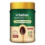 Saffola Immuniveda Chyawanprash - 500g with Ashwagandha, Giloy, Shilajit & Shatavari | Helps Boosts Immunity | Improve Strength, Stamina and Energy - Fast UK Delivery