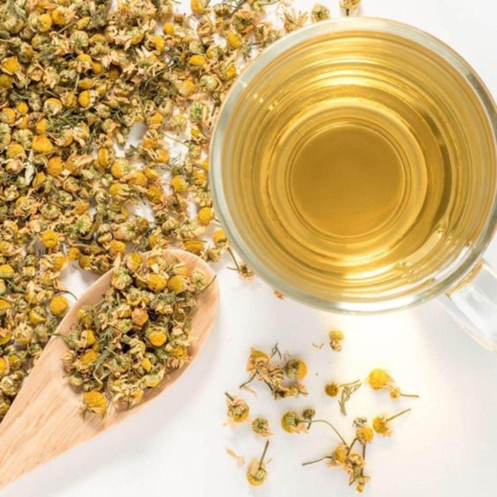 uk81WxlnUT8CL-1-1.jpg Siyacha Tea Chamomile Flower Tea | Super Food Herb | Ayurvedic Tisane | Whole Flower Buds Of Chamomile| Caffeine Free Herbal Loose Leaf Beverage| Relaxing Soothing Chai | (50 Grams) - Fast UK Delivery - Image 1